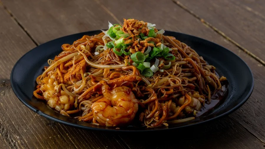 Mie Goreng, a popular Balinese dish, perfect for Bali travel guide food recommendations.